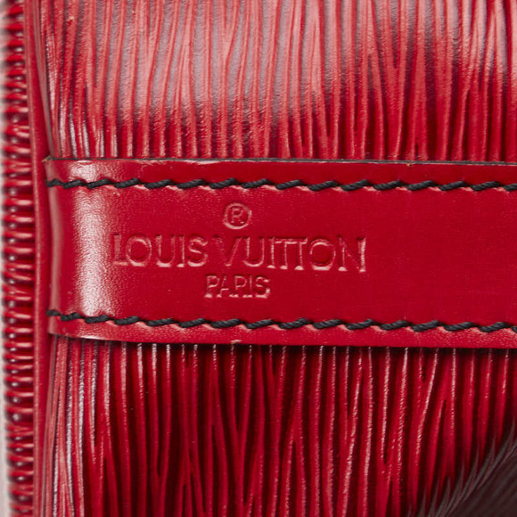 Louis Vuitton Epi Petit Noe Leather Shoulder Bag M44107 in Good condition - Picture 9 of 12